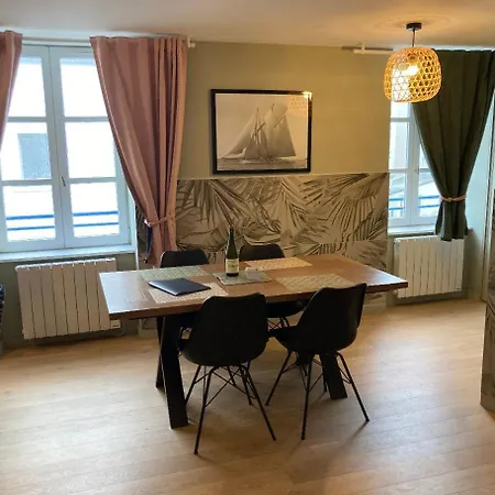 Apartment La Vie En Rose Granville